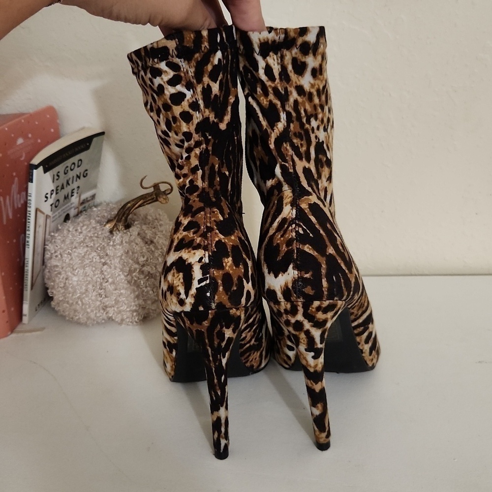New Leopard print Boots Fall Winter Contemporary Formal Party Holidays Photos - Picture 9 of 11